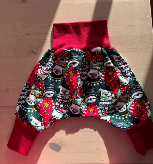 Pohodlné tepláčky Lybstes Bloomers - vánoční
