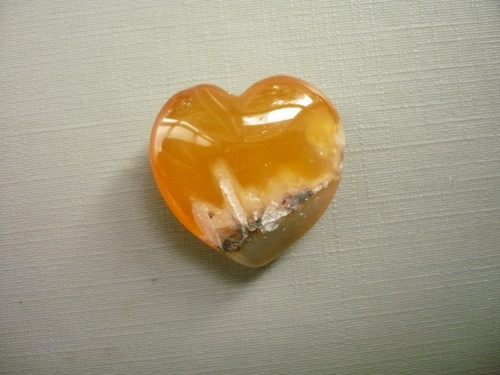 Nevrt. srdíčko 25 mm - sardonyx, č.22f