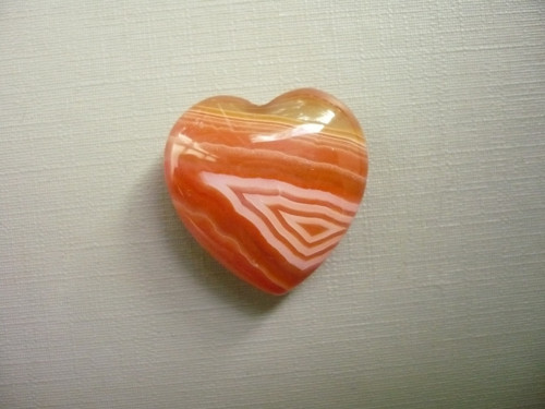 Nevrt. srdíčko 25 mm - sardonyx, č.45f