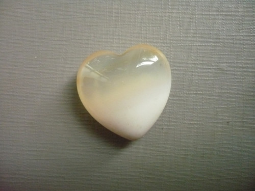 Nevrt. srdíčko 25 mm - sardonyx, č.56f