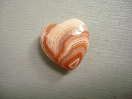 Nevrt. srdíčko 25 mm - sardonyx, č.66f
