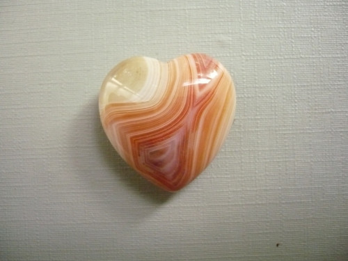 Nevrt. srdíčko 25 mm - sardonyx, č.68f