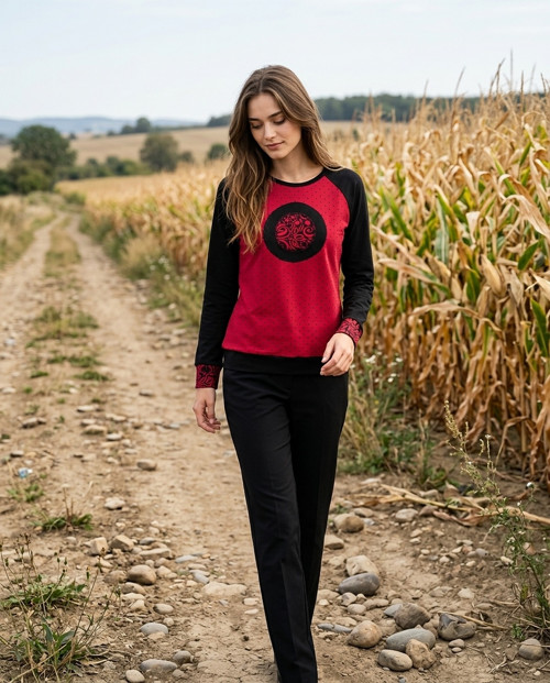 Mikina — foto 1