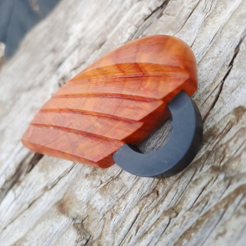 Brož Leaf