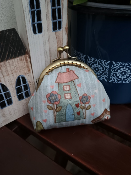 Mini Taštička V Kovovém Rámu