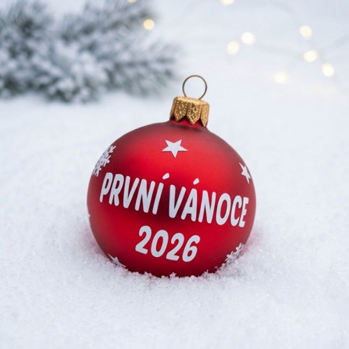 Vánoční baňka První Vánoce 2026 červená