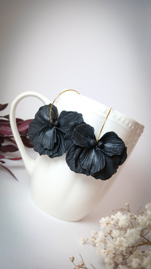 Botanica Dark 0100