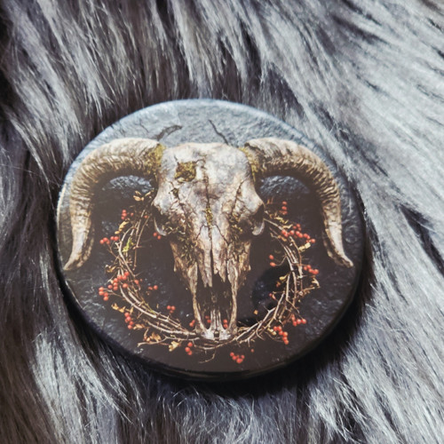 Samhain placka 44mm – Beraní lebka a věnec