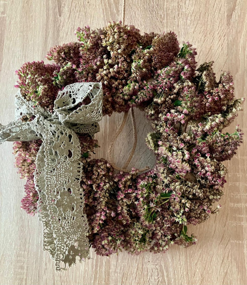 Přírodní věnec z rozchodníku • průměr 30 cm