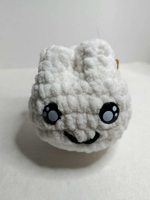 Háčkovaný knedlíček Baozi / dekorační postavička