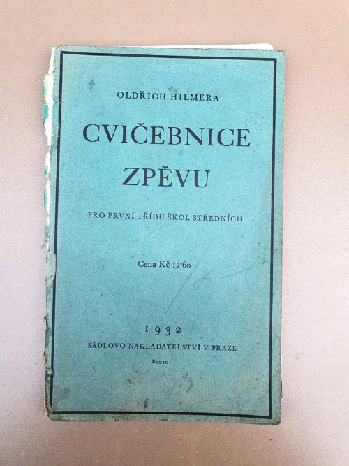 Cvičebnice zpěvu