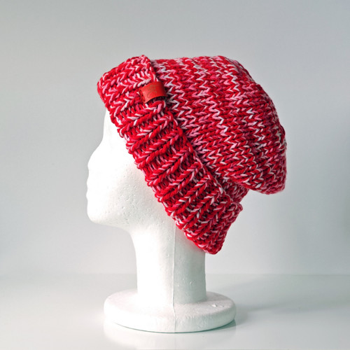 Polar Beanie - Srdcová královna