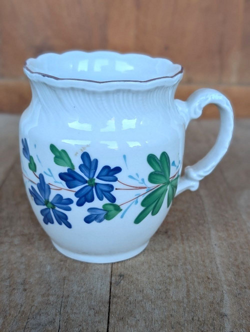 Starožitný porcelánový buclák, modré květy.