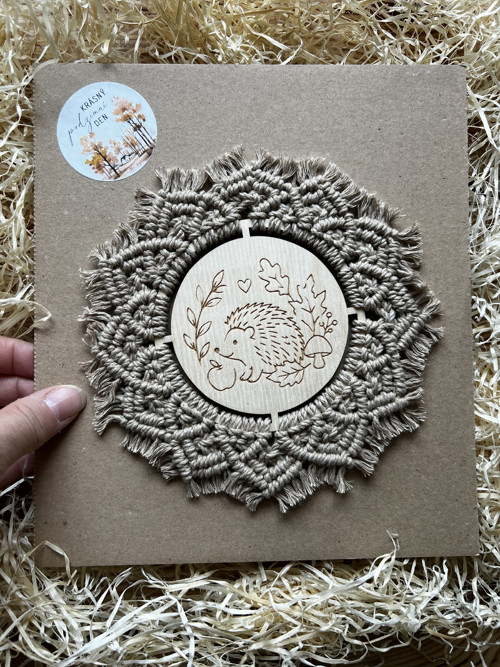 Podzimní podkafíčko – macramé — foto 1