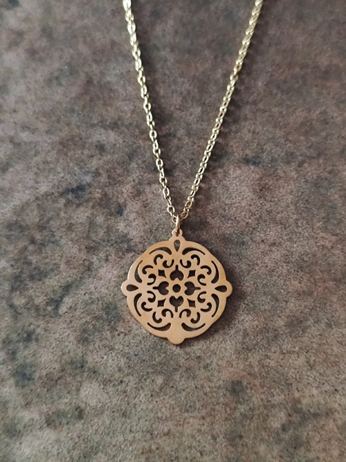 Mandala zlatá II - náhrdelník
