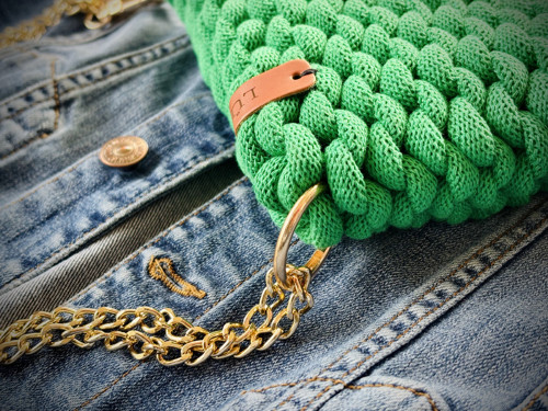 Bubbly Pouch Green flash