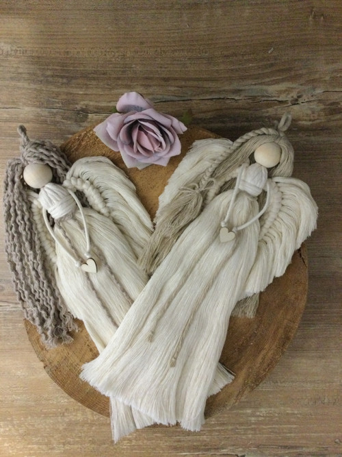 Macrame andělka v boho stylu - 2x krémová.