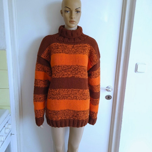 Dlouhý, ručně pletený rolák M,L s vlnou