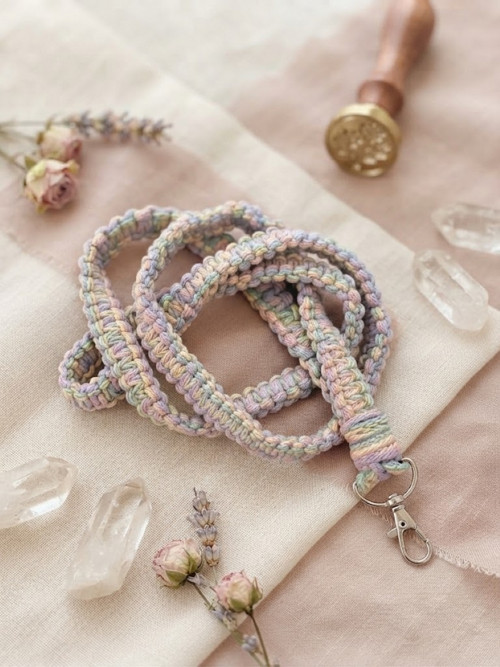 Macramé popruh/šňůra