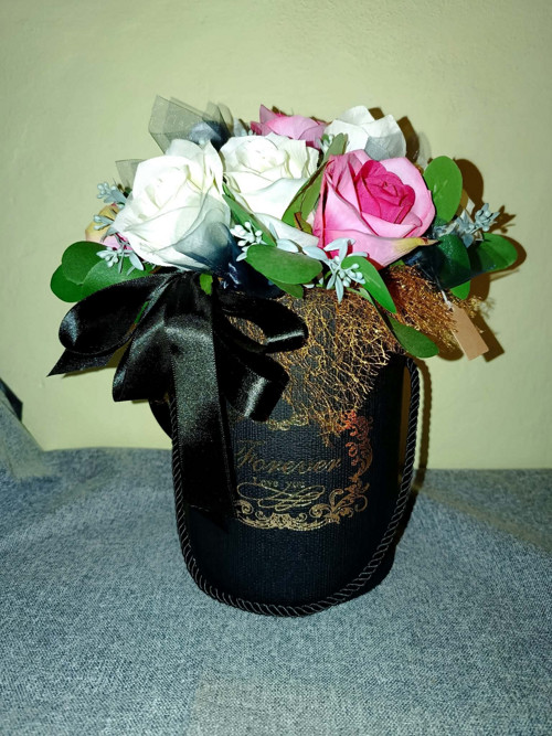 Pietní květinový box s andílkem / vzpomínkový