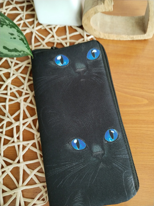 Pouzdro na mobil