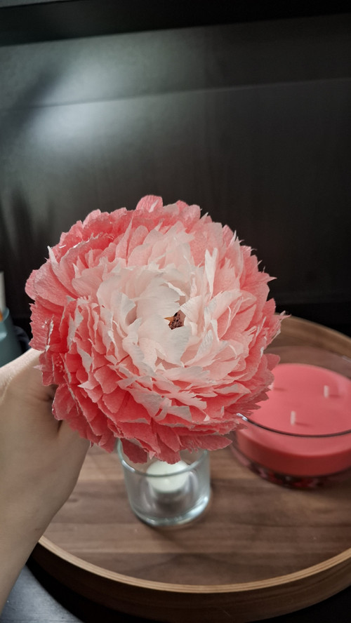 Květina z papíru - Pivoňka lososová (Peonia)