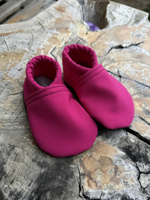 Ručně šité Softshellové capáčky