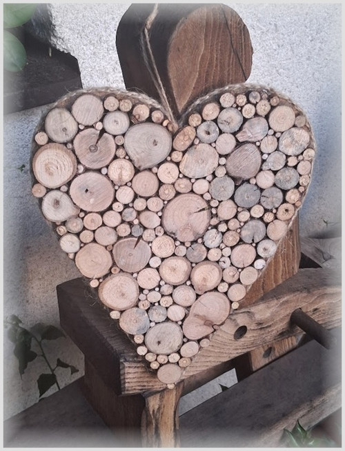 Dřevěně srdce 1