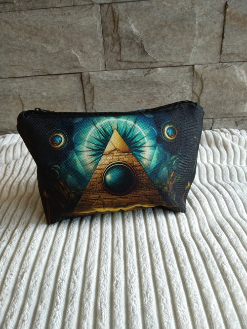 Kosmetická taštička "pyramida"
