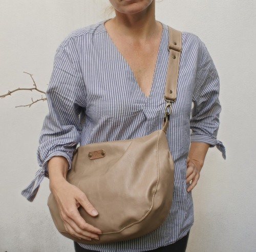 Taška HOBO style beige
