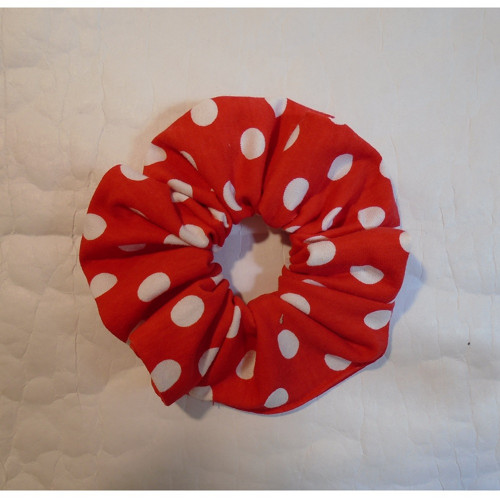 Scrunchie gumička velké puntíky