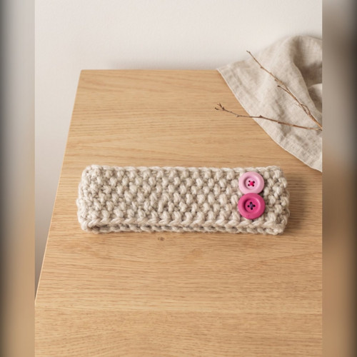 Dětská pletená čelenka béžová s růžovými knoflíky