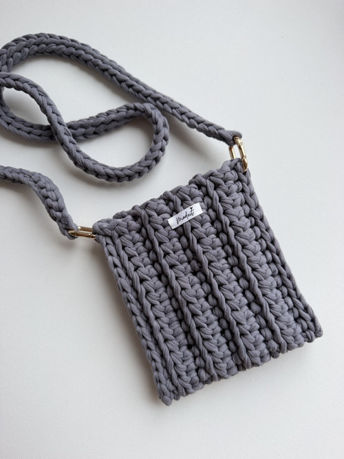 Crossbody kabelka na mobil - šedá