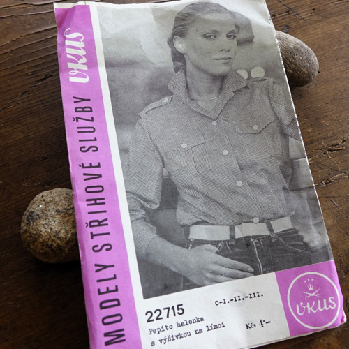 VKUS 22715 - Šitá košile