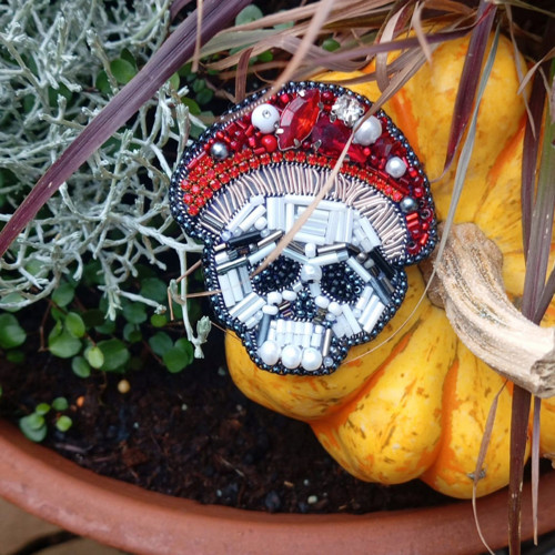Dia de Los Muertos Mascarade Muchomůrka ... brož