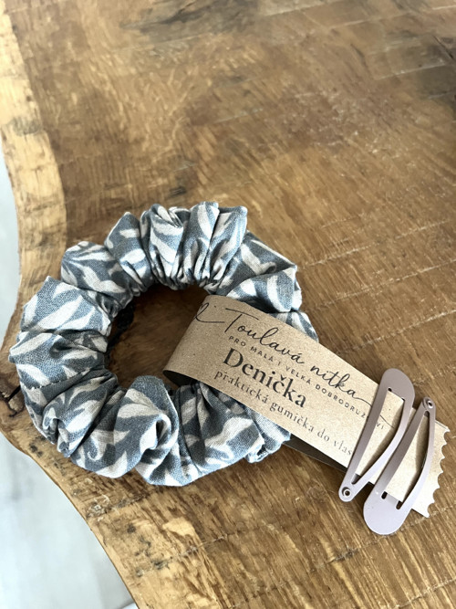 Denička-šedá elegance