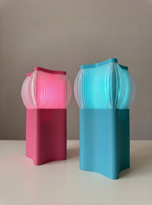Designová stolní lampa STAR