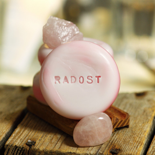 ZAKLETÁ RADOST - malinové mýdlo RŮŽENÍN