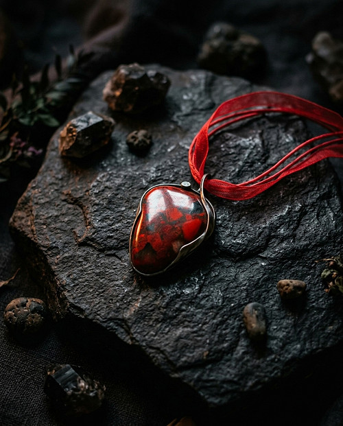 Náhrdelník jaspis...Dračí krev...autorský šperk