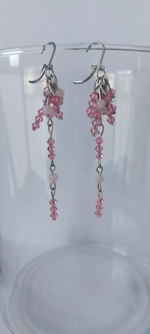 Růžové náušnice s růženínem a Swarovski sluníčky 1