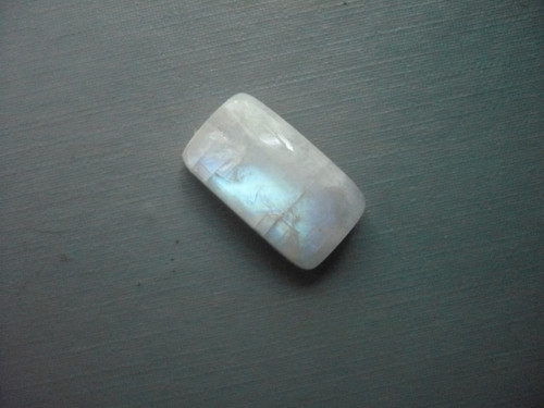 Kabošon měsíčního kamene 20 mm, č.19