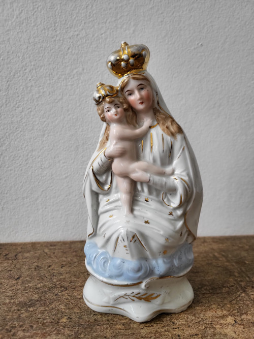 Madona na obláčku _ vintage porcelánová soška