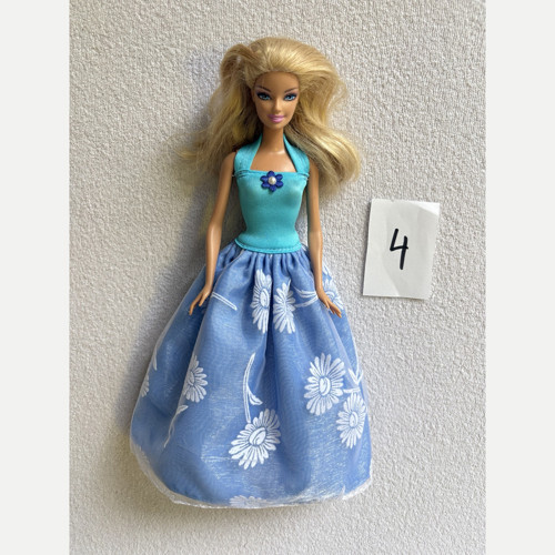 Barbie šatičky č.4