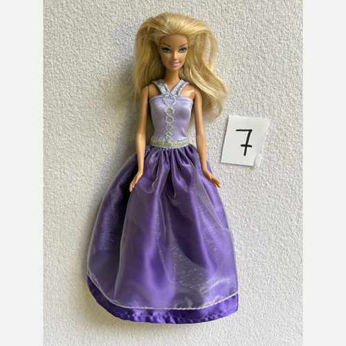 Barbie šatičky č.7