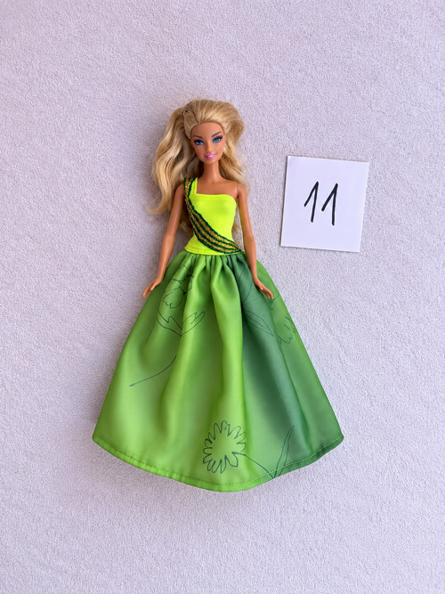 Barbie šatičky č.11
