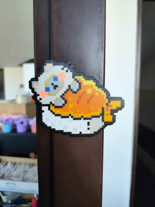 Pixelová kočička se sushi