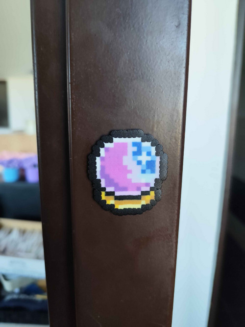 Pixelový magnet Mystická koule — foto 1
