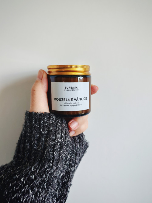 Sojová svíčka KOUZELNÉ VÁNOCE – 120 ml