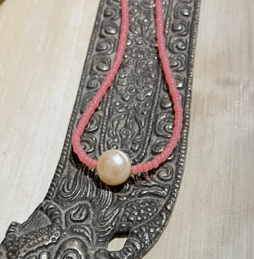 Náhrdelník / choker s růžovou říční perlou