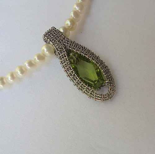 Přívěsek - Olivín faz. /3